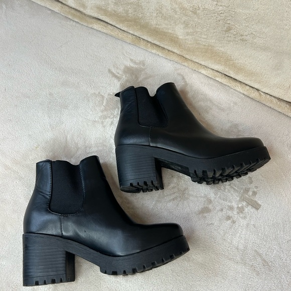Soda Black Ankle Booties with Chunky Sole - Picture 5 of 10